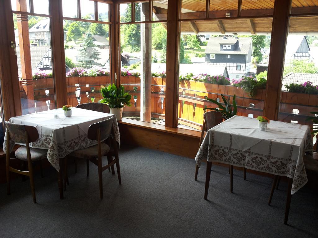 Pension "Dorfkrug" Winterberg Ngoại thất bức ảnh